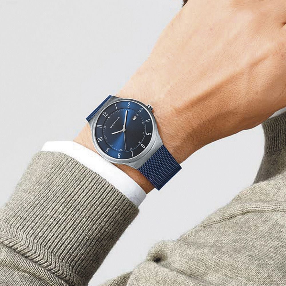 BERING Mens Unisex Ultra Slim Blue 18740-307 （ベーリング メンズ ユニセックス 腕時計 ウルトラスリム ブルー）