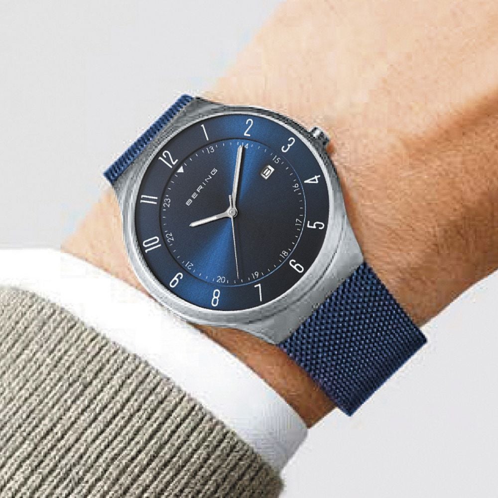 BERING Mens Unisex Ultra Slim Blue 18740-307 （ベーリング メンズ ユニセックス 腕時計 ウルトラスリム ブルー）
