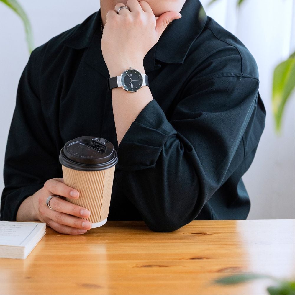 BERING Unisex Scandinavian Solar Deep green 14639-409 （ベーリング メンズユニセックス腕時計 ソーラー ディープグリーン）