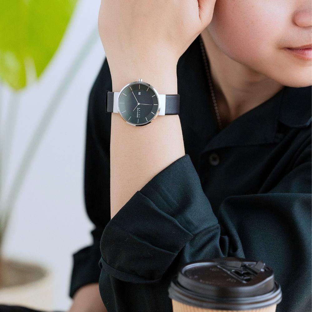 BERING Unisex Scandinavian Solar Deep green 14639-409 （ベーリング メンズユニセックス腕時計 ソーラー ディープグリーン）