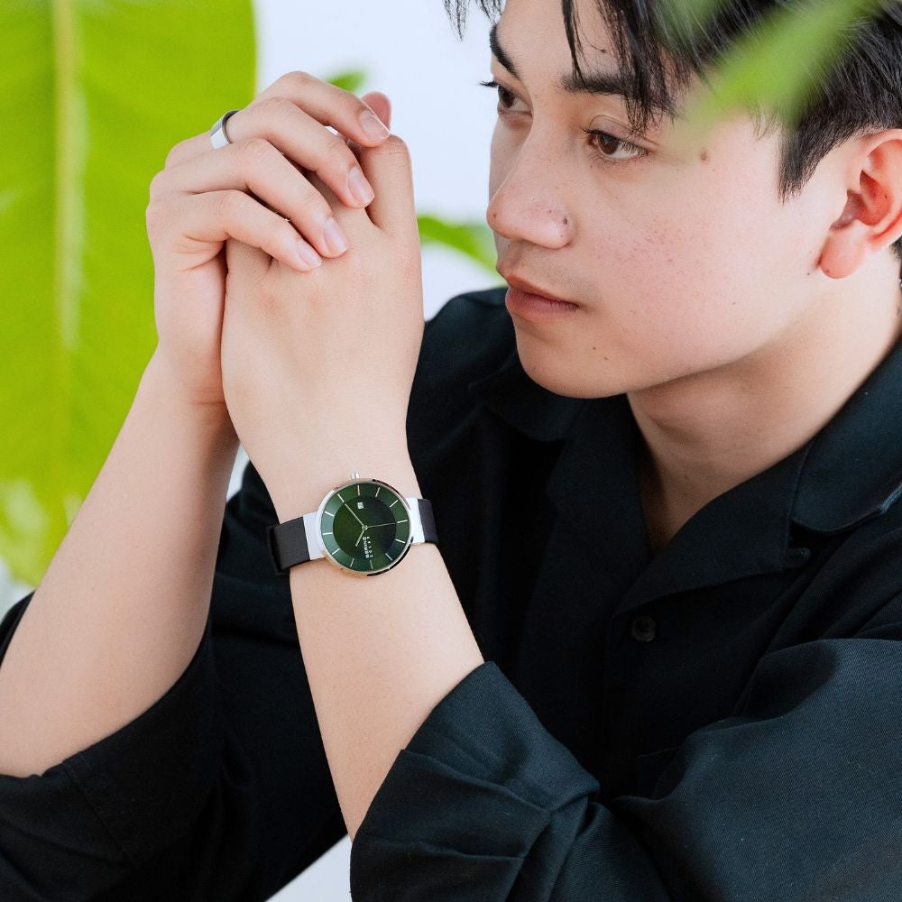 BERING Unisex Scandinavian Solar Deep green 14639-409 （ベーリング メンズユニセックス腕時計 ソーラー ディープグリーン）