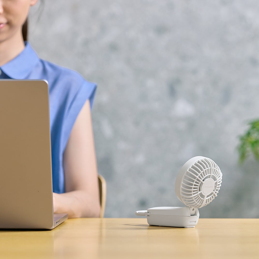 RHYTHM(リズム) ハンディファン2026 首掛け持ち歩きミニ扇風機 大風量 静音 3WAY シルキーウィンドモバイル4