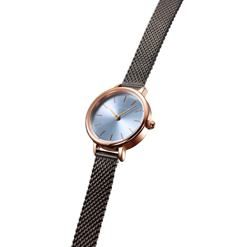 BERING Ladies Classic Mini Ice Blue 11022-368 (ベーリング レディース腕時計 クラシックミニ アイスブルー)