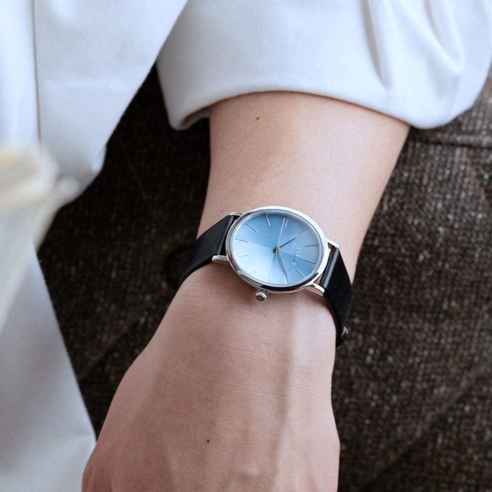 BERING Mens Unisex Classic Scandinavian Ice Blue 13436-408（ベーリング メンズ ユニセックス腕時計 クラシックスカンジナビアン アイスブルー）