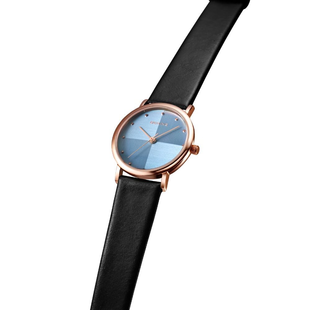 BERING Ladies Classic Scandinavian Ice Blue 13426-468（ベーリング レディース腕時計 クラシックスカンジナビアン アイスブルー）