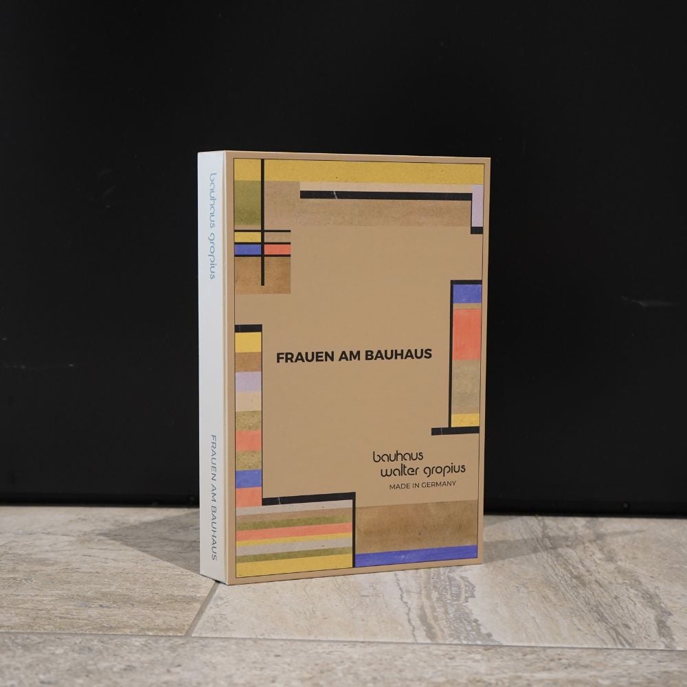 バウハウスデッサウ校舎誕生100周年記念 Bauhaus Walter Gropius (バウハウス・ヴァルター・グロピウス) FRAUEN AM BAUHAUS（フラウエン・アム・バウハウス）シリーズ レディース ユニセックス腕時計 WGNL002-04